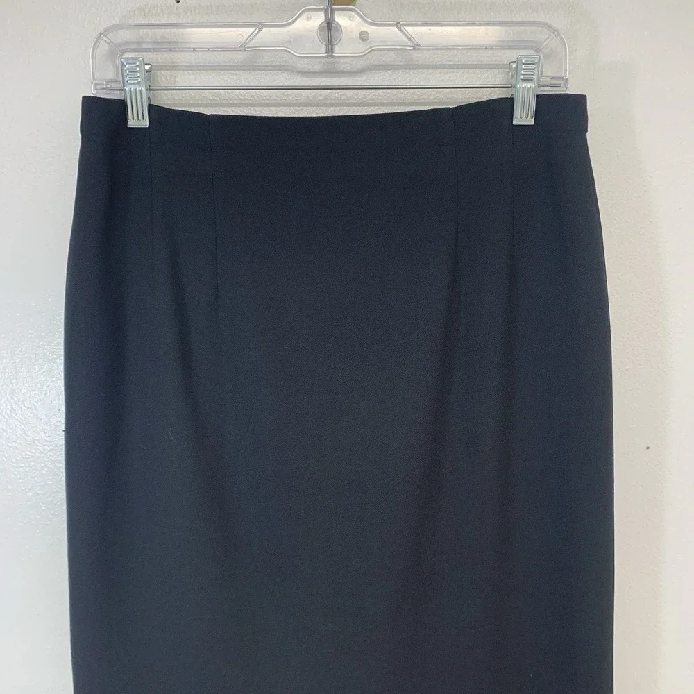 Talbots Black Wool Skirt Knee Length Lined 8 Petite Capsule Classic Career‎ USA